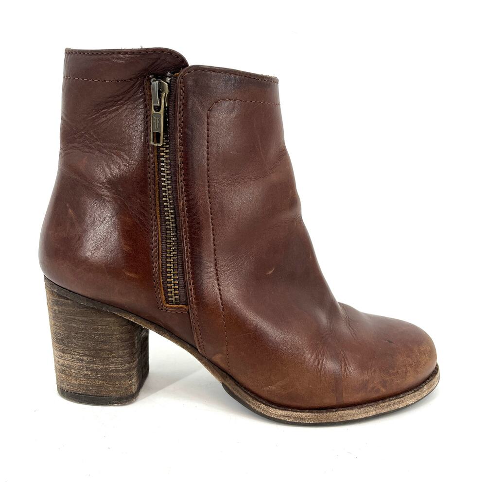 Frye Women's 8 Chestnut Tan Addie Double Zip Heeled Ankle Boots